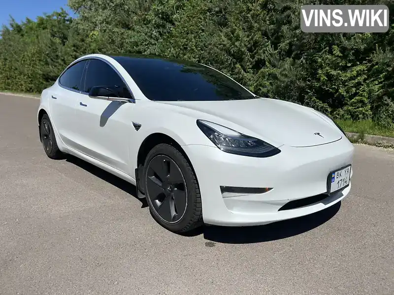 Tesla Model 3 2019, фото з оголошення 1 з 21, VIN 5YJ3E1EA0KF482754