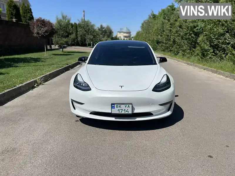 Tesla Model 3 2019, фото з оголошення 2 з 21, VIN 5YJ3E1EA0KF482754