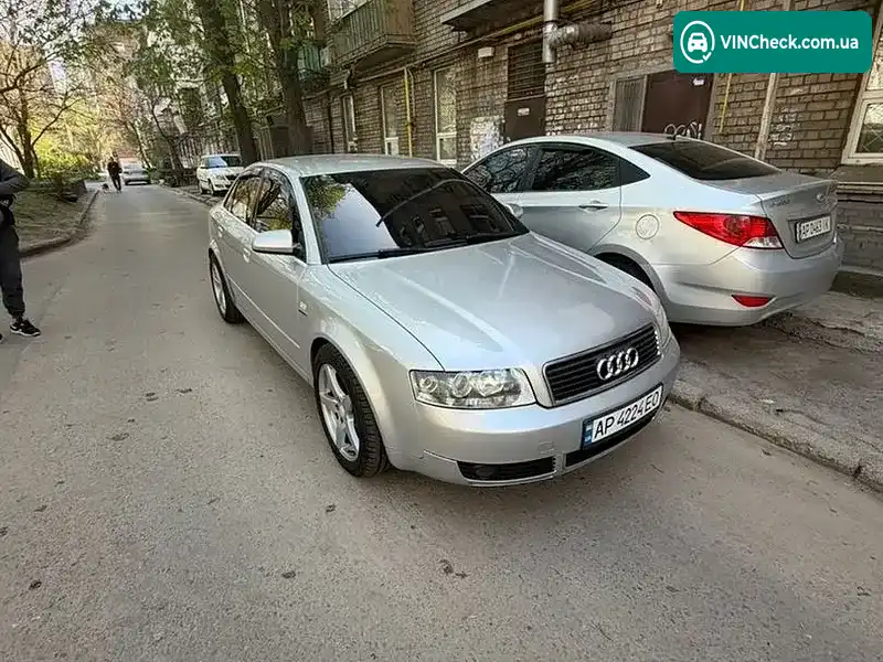 Audi A4 2004, фото з оголошення 1 з 5, VIN WAUZZZ8E04A248618