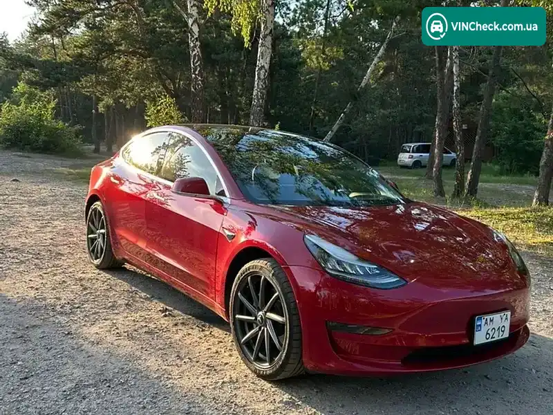 Tesla Model 3 2019, фото з оголошення 1 з 10, VIN 5YJ3E1EA1KF412745
