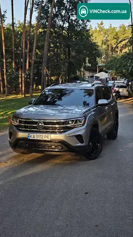 Volkswagen Atlas 2022, фото з оголошення 1 з 21, VIN 1V2HR2CA4NC526578