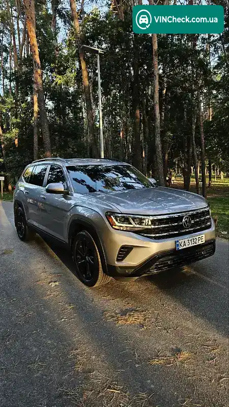 Volkswagen Atlas 2022, фото з оголошення 2 з 21, VIN 1V2HR2CA4NC526578