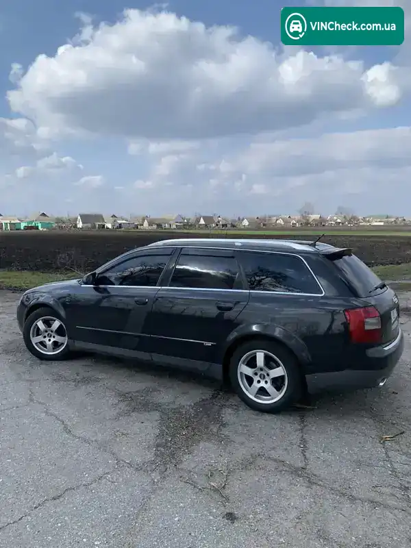 Audi A4 2002, фото з оголошення 2 з 20, VIN WAUZZZ8E73A229580