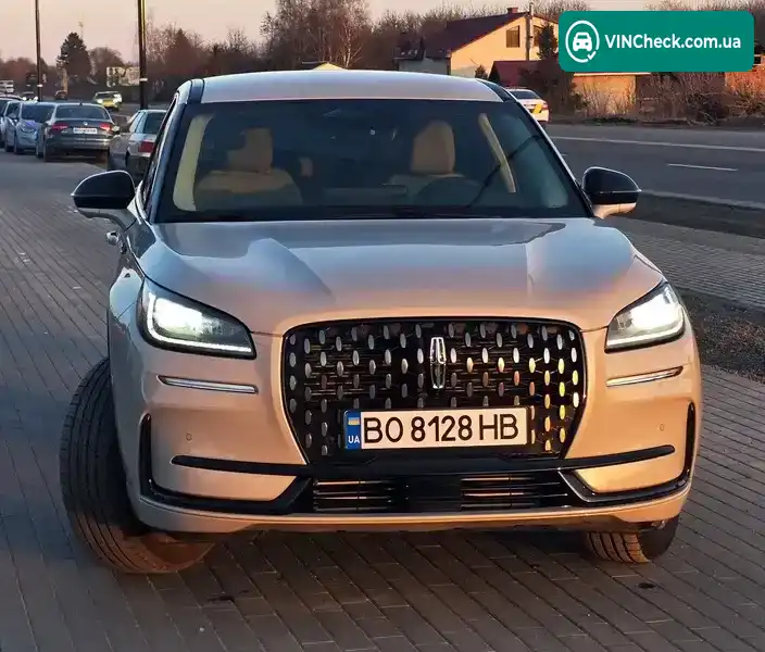 Lincoln Corsair 2024, фото з оголошення 2 з 21, VIN 5LMCJ1DA5RUL19671