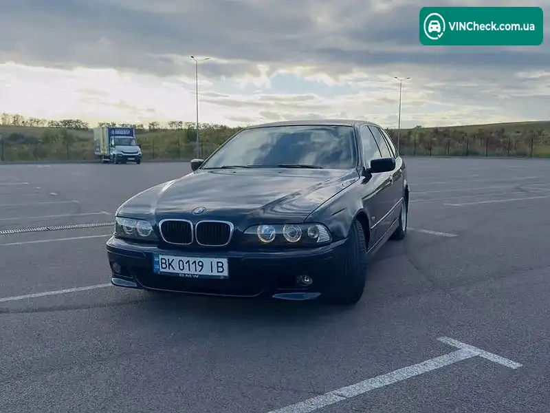 BMW 5 Series 2001, фото з оголошення 1 з 14, VIN WBADR71060GV63637