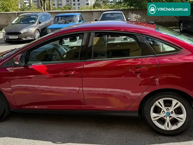 Ford Focus 2012, фото з оголошення 2 з 13, VIN 1FADP3F25DL193215