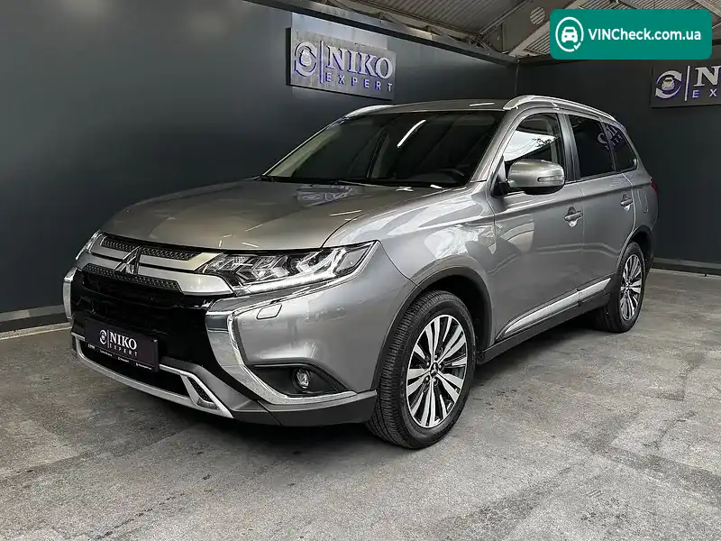 Mitsubishi Outlander 2021, фото з оголошення 2 з 20, VIN JMBXTGF3WLZ001204