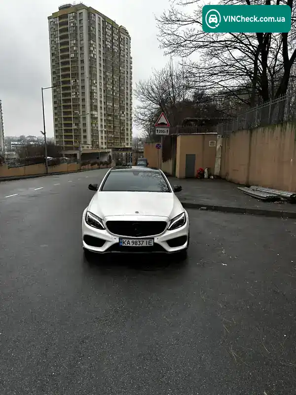 Mercedes-Benz C-Class 2018, фото з оголошення 2 з 21, VIN 55SWF6EB6JU272687
