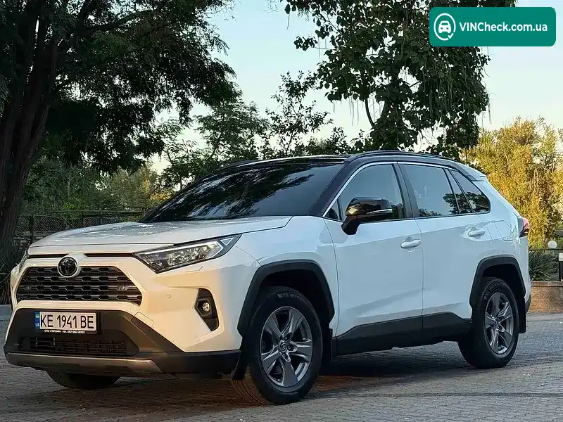 Toyota RAV4 2023, фото з оголошення 1 з 20, VIN JTMR43FV70D048006