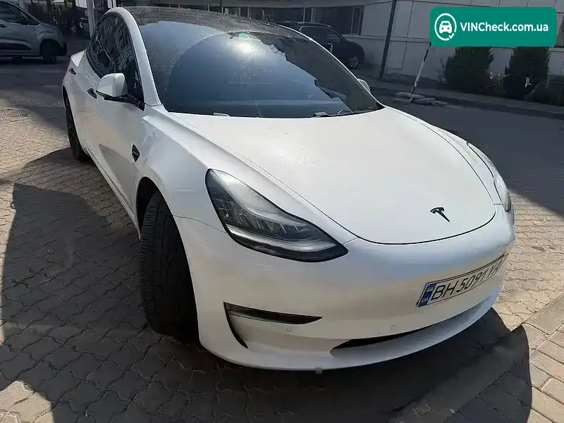 Tesla Model 3 2019, фото з оголошення 1 з 17, VIN 5YJ3E1EB2KF413637