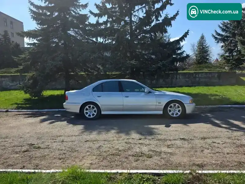 BMW 5 Series 2001, фото з оголошення 2 з 21, VIN WBADL81030GX49594