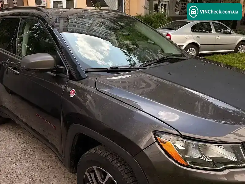 Jeep Compass 2018, фото з оголошення 2 з 21, VIN 3C4NJDDB5JT501248