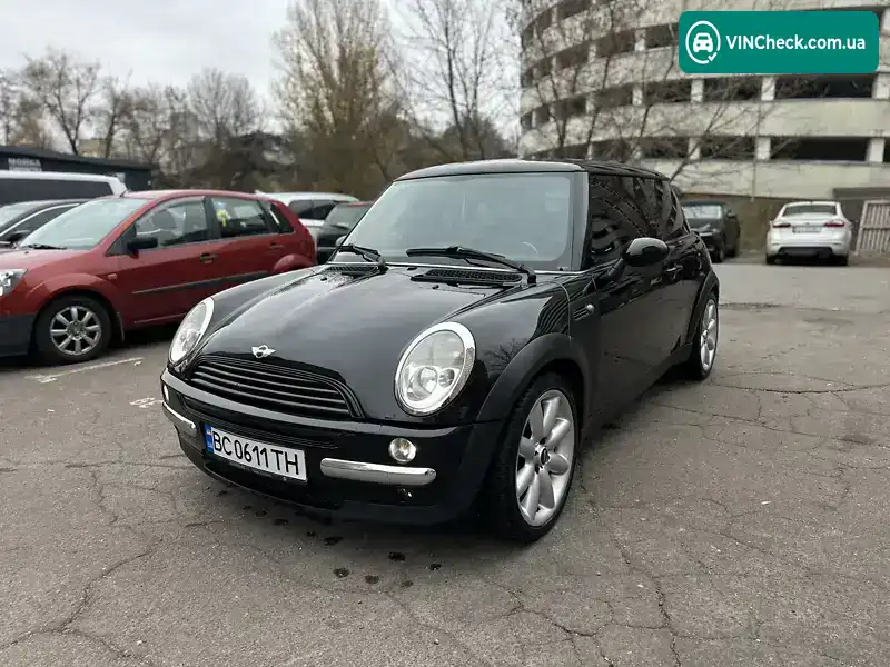 MINI Hatch 2002, фото з оголошення 1 з 15, VIN WMWRA31080TA31936