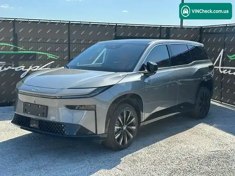 Toyota bZ3X 2025, фото з оголошення 1 з 20, VIN LVGD3DF62SG005171
