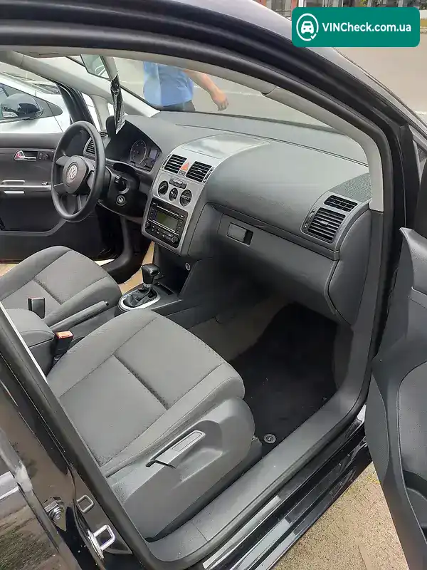 Volkswagen Touran 2005, фото з оголошення 1 з 10, VIN WVGZZZ1TZ5W140270