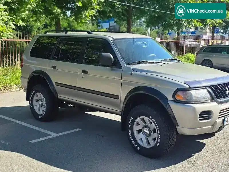 Mitsubishi Montero 2002, фото з оголошення 1 з 16, VIN JA4MT31R72J055480