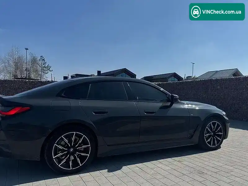 BMW i4 2022, фото з оголошення 1 з 20, VIN WBY73AW08NFN18105