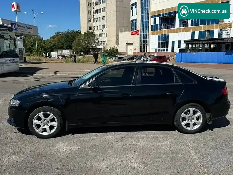 Audi A4 2010, фото з оголошення 2 з 14, VIN WAUZZZ8K7BN018926