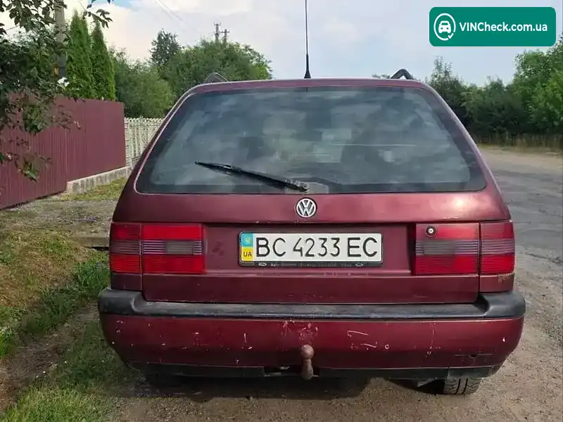 Volkswagen Passat 1996, фото з оголошення 2 з 15, VIN WVWZZZ3AZTE087114