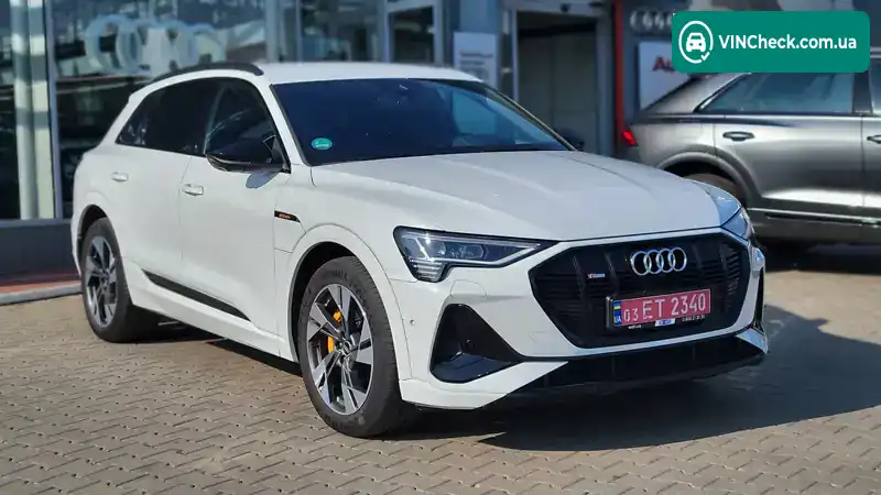 Audi e-tron 2021, фото з оголошення 2 з 20, VIN WAUZZZGE4MB038051