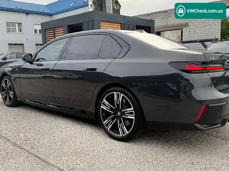 BMW i7 2022, фото з оголошення 2 з 21, VIN WBY51EJ070CM11486