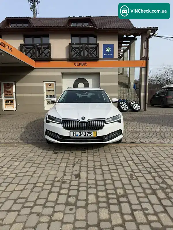 Skoda Superb 2020, фото з оголошення 2 з 20, VIN TMBLR7NP7M7036105