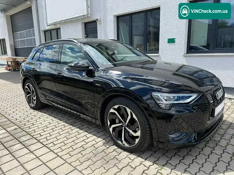 Audi e-tron 2021, фото з оголошення 2 з 16, VIN WAUZZZGE2MB036637