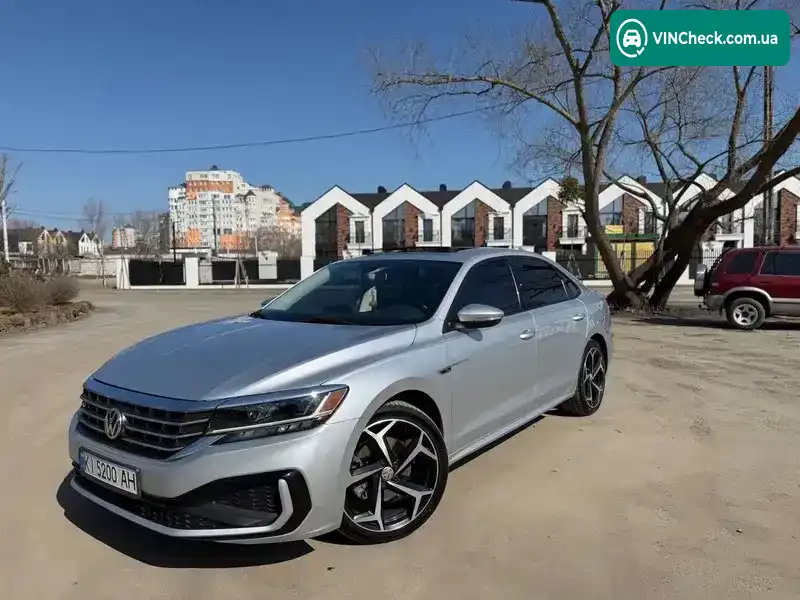 Volkswagen Passat 2020, фото з оголошення 2 з 21, VIN 1VWMA7A36LC014436