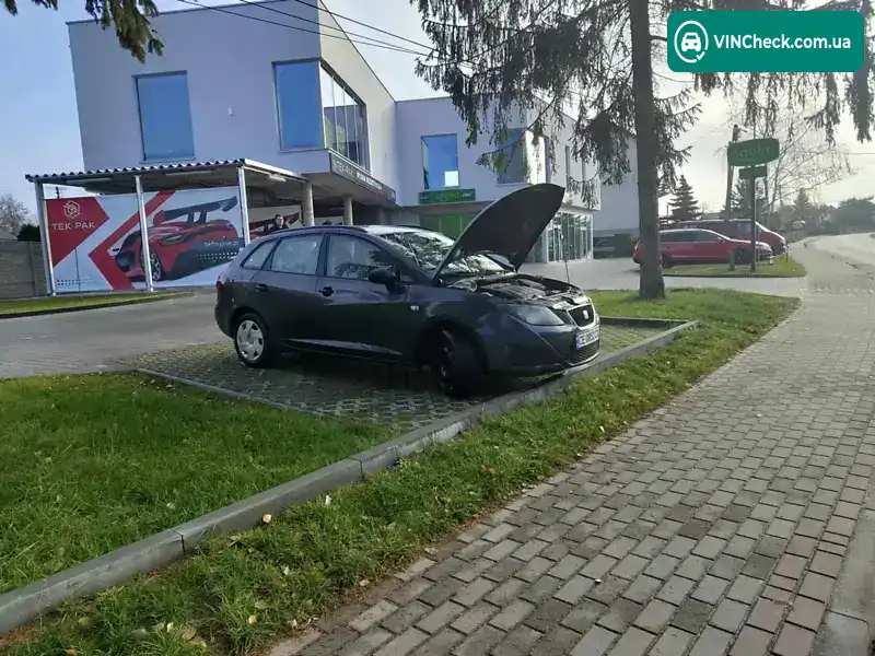 SEAT Ibiza 2010, фото з оголошення 2 з 5, VIN VSSZZZ6JZBR098451