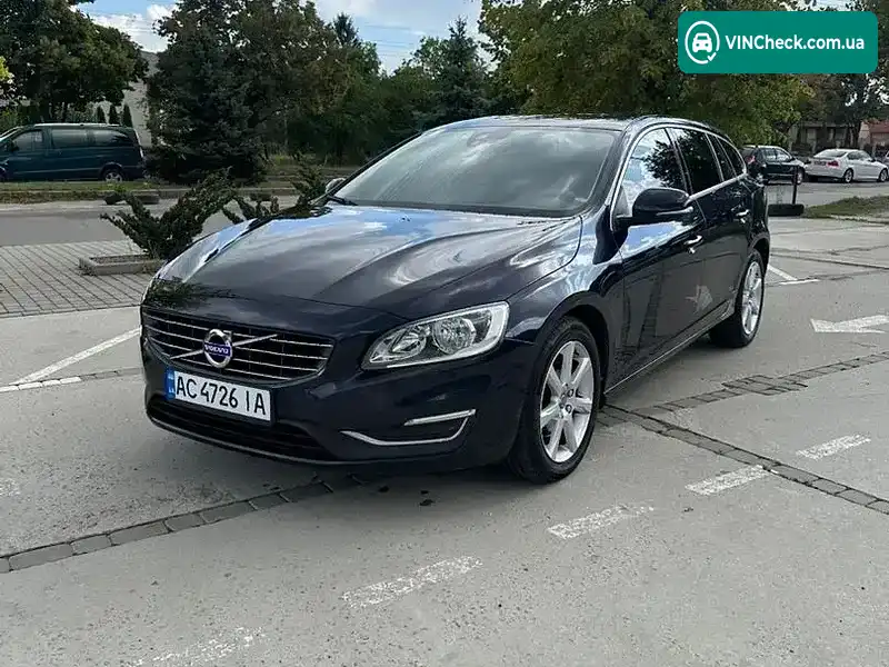 Volvo V60 2018, фото з оголошення 2 з 20, VIN YV1FW79C0J2403790