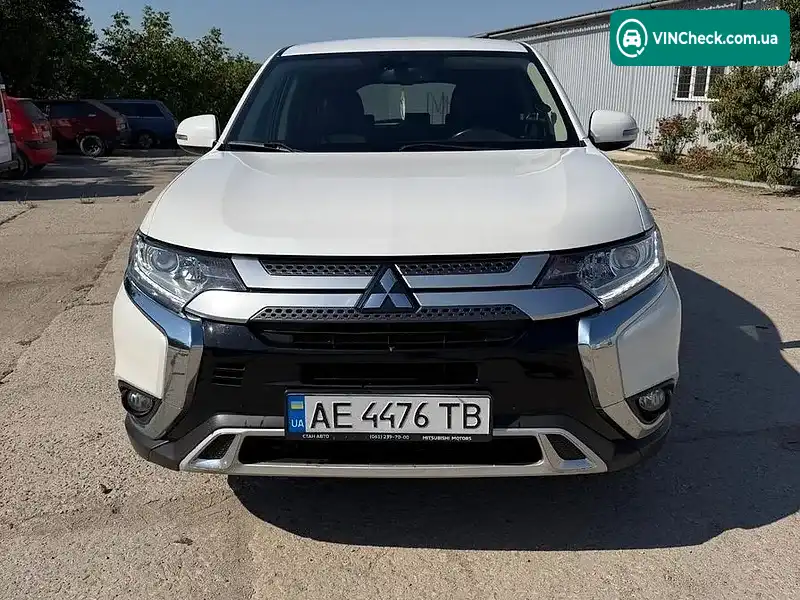Mitsubishi Outlander 2021, фото з оголошення 1 з 11, VIN JMBXTGF2WLZ002186