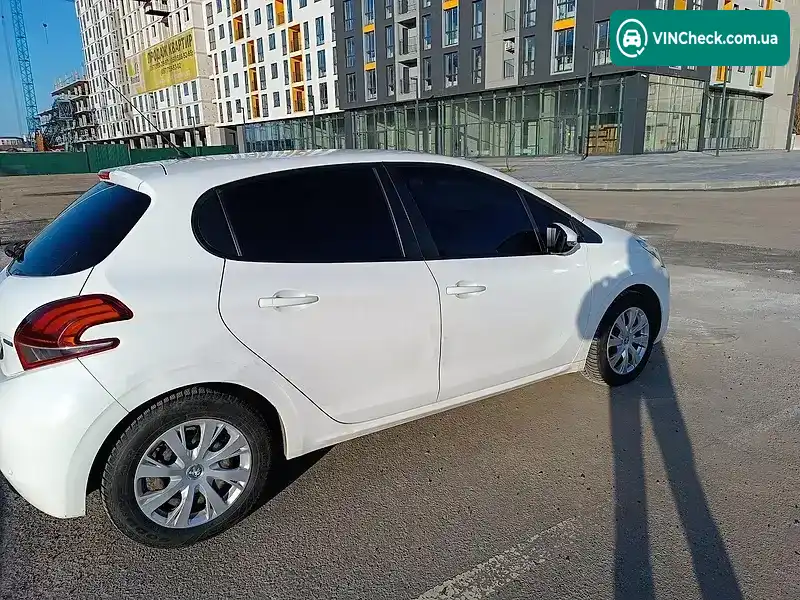 Peugeot 208 2016, фото з оголошення 2 з 9, VIN VF3CCHMZ0GT225108