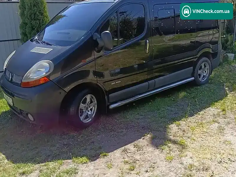 Renault Trafic 2005, фото з оголошення 1 з 10, VIN VF1FLACA65Y077920