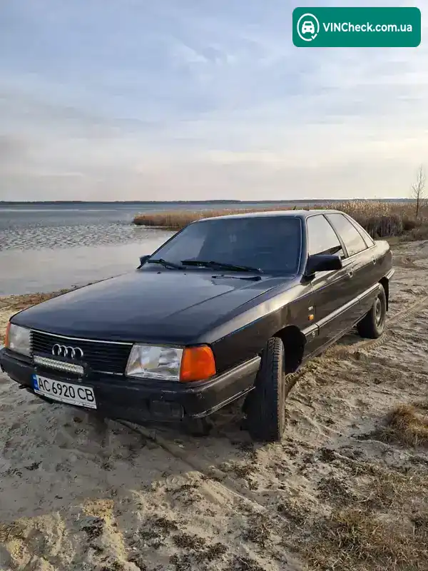 Audi 100 1988, фото з оголошення 2 з 18, VIN WAUZZZ44ZKN022157