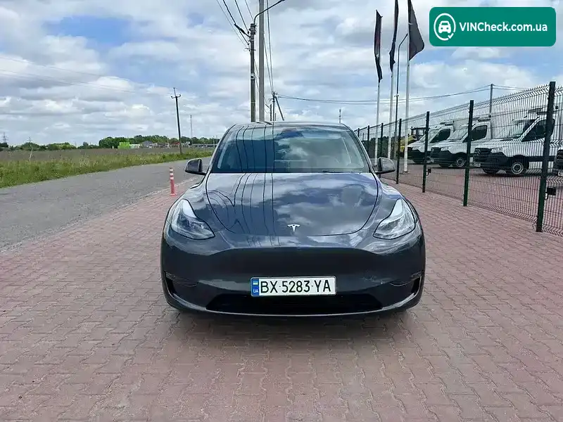 Tesla Model Y 2023, фото з оголошення 1 з 21, VIN 7SAYGDEE0PF822922