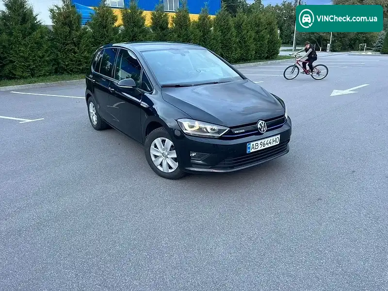 Volkswagen Golf 2015, фото з оголошення 1 з 20, VIN WVWZZZAUZFW618408