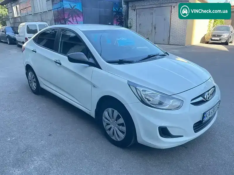Hyundai Accent 2013, фото з оголошення 1 з 13, VIN Z94CT41CADR295785