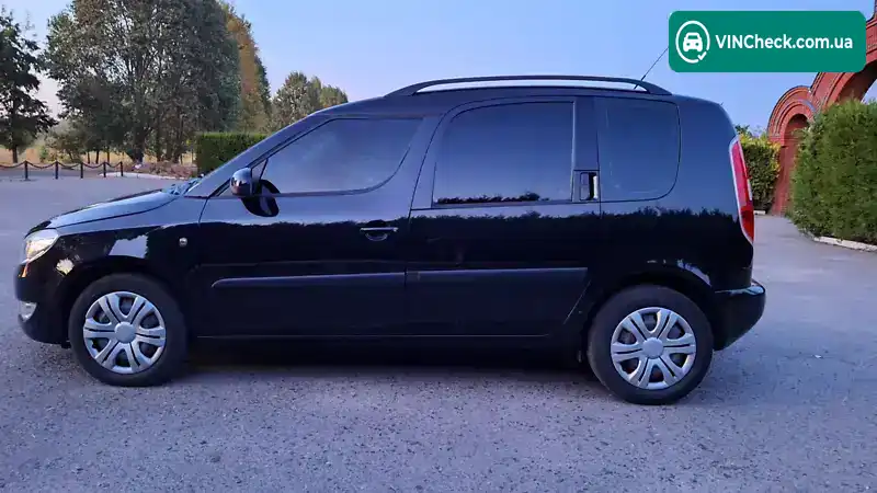 Skoda Roomster 2010, фото з оголошення 2 з 9, VIN TMBNK25J4B5020688