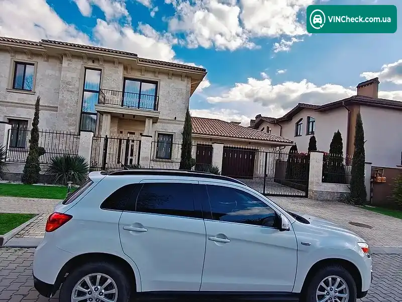 Mitsubishi ASX 2012, фото з оголошення 2 з 14, VIN JMBXTGA2WCZ001459