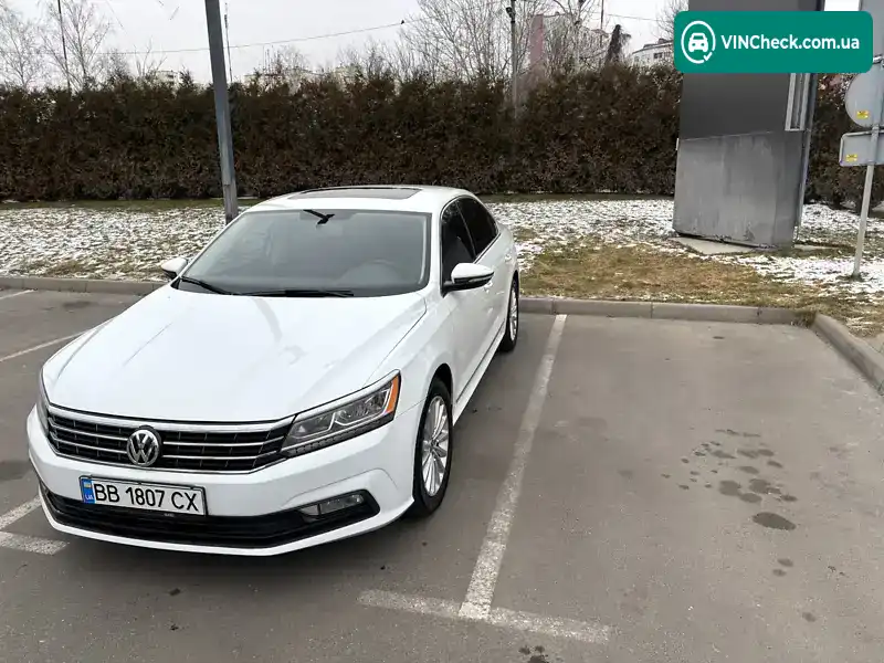 Volkswagen Passat 2017, фото з оголошення 1 з 20, VIN 1VWBT7A36HC069087