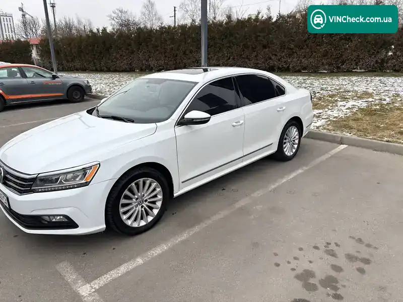 Volkswagen Passat 2017, фото з оголошення 2 з 20, VIN 1VWBT7A36HC069087