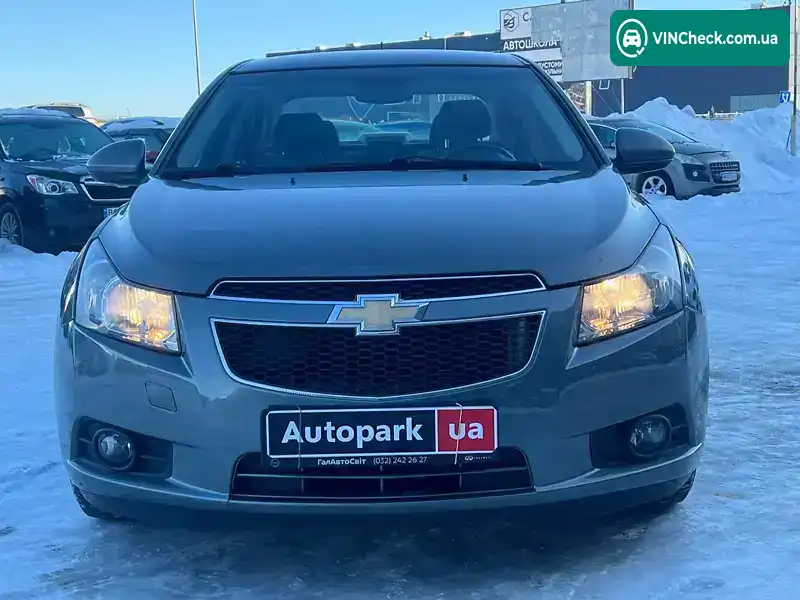 Chevrolet Cruze 2010, фото з оголошення 2 з 21, VIN KL1JF69RJAK725263