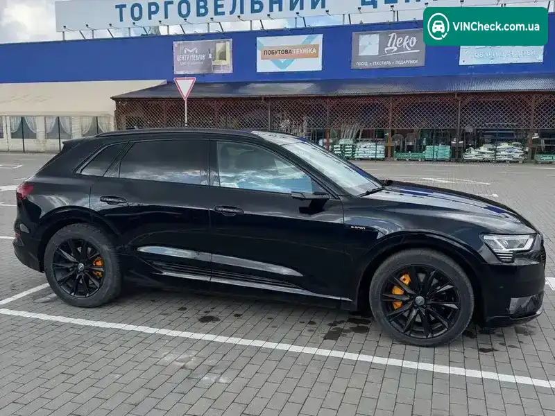Audi e-tron 2020, фото з оголошення 1 з 7, VIN WAUZZZGEXLB022208