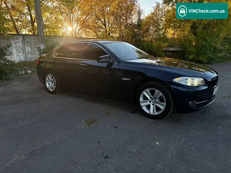 BMW 5 Series 2011, фото з оголошення 1 з 14, VIN WBAXH5C55CDW06982