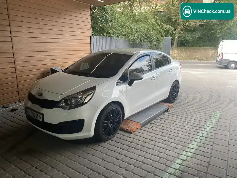 Kia Rio 2017, фото з оголошення 1 з 19, VIN KNADN412BG6106879