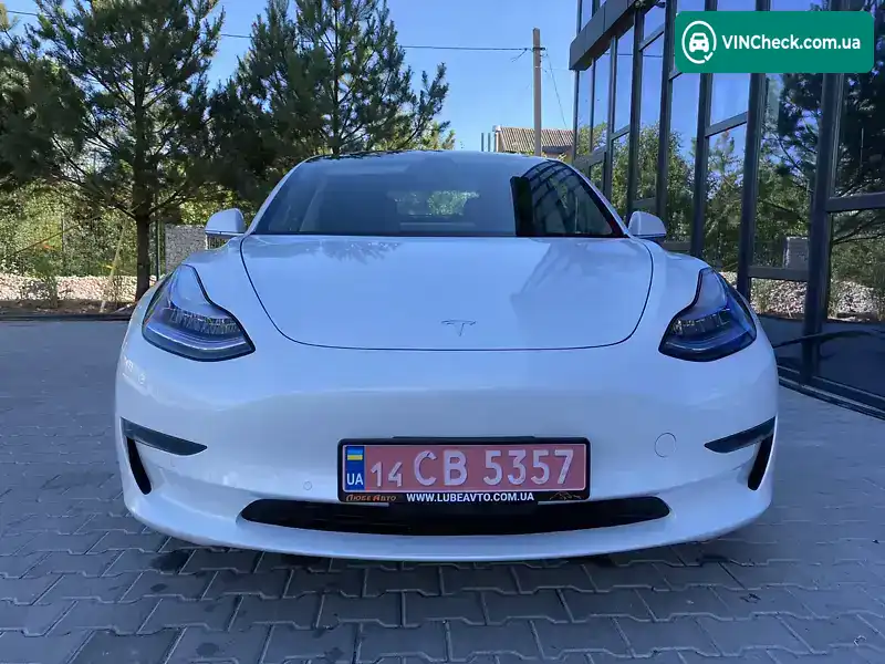 Tesla Model 3 2019, фото з оголошення 2 з 21, VIN 5YJ3E1EA0LF631679