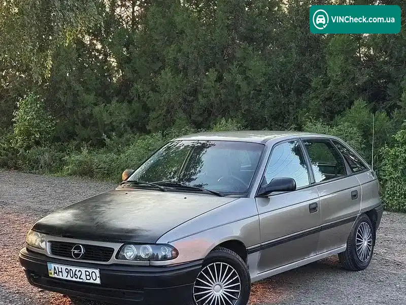 Opel Astra 1996, фото з оголошення 1 з 20, VIN W0L000058T5099199