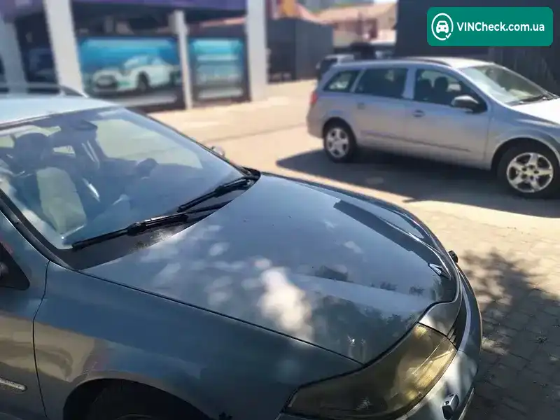 Renault Laguna 2004, фото з оголошення 2 з 10, VIN VF1KGRG0632192807