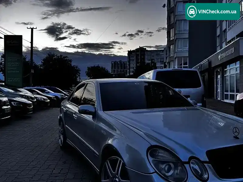 Mercedes-Benz E-Class 2003, фото з оголошення 1 з 20, VIN WDB2110261A456737