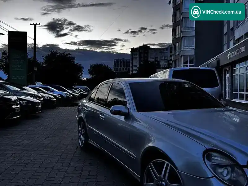 Mercedes-Benz E-Class 2003, фото з оголошення 2 з 20, VIN WDB2110261A456737